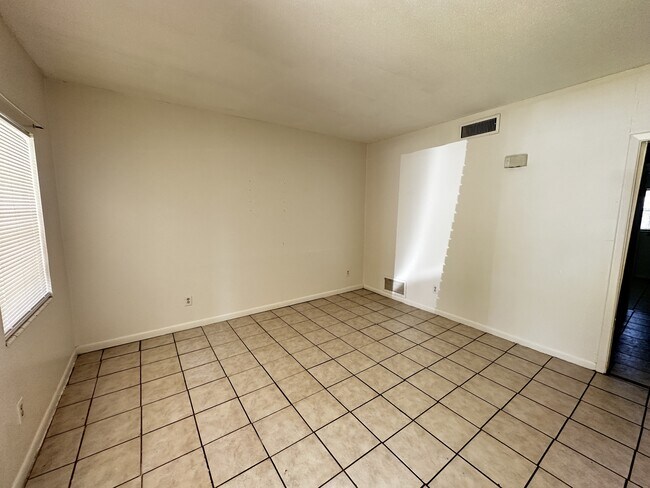 Photo - 1315 SE Silver Springs Pl