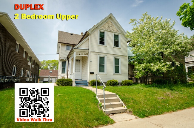 Building Photo - 2429 N Oakland Ave Unit Upper