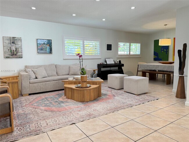 Photo - 5721 SW 59th Pl
