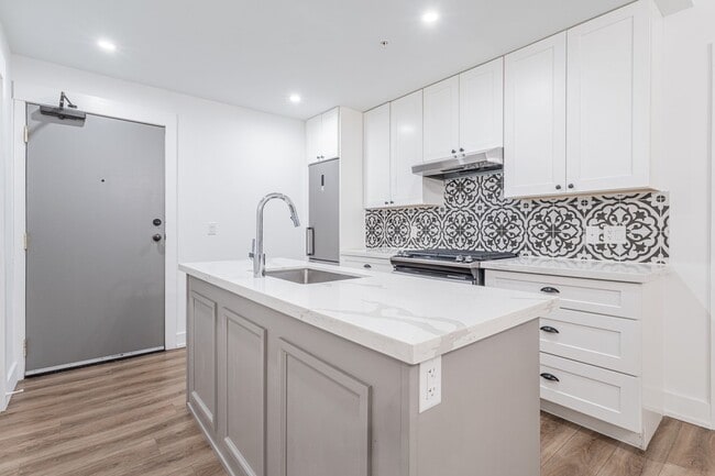 Photo - Gorgeous Condo Style Rental with Roof Top Terrace Unit 103