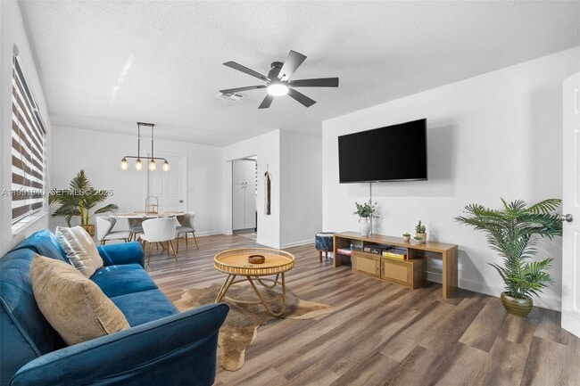 Photo - 5920 NE 2nd Terrace