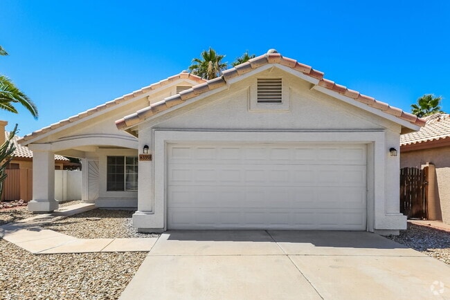 Building Photo - 8335 W Columbine Dr Rental