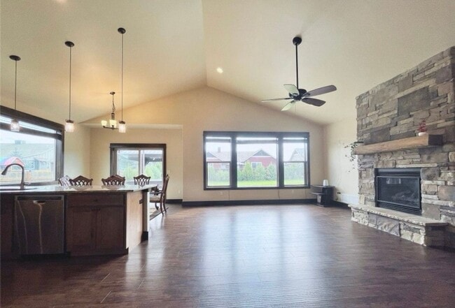 Photo - Charming 4-Bedroom Home with Spacious Lawn in Bozeman, MT!