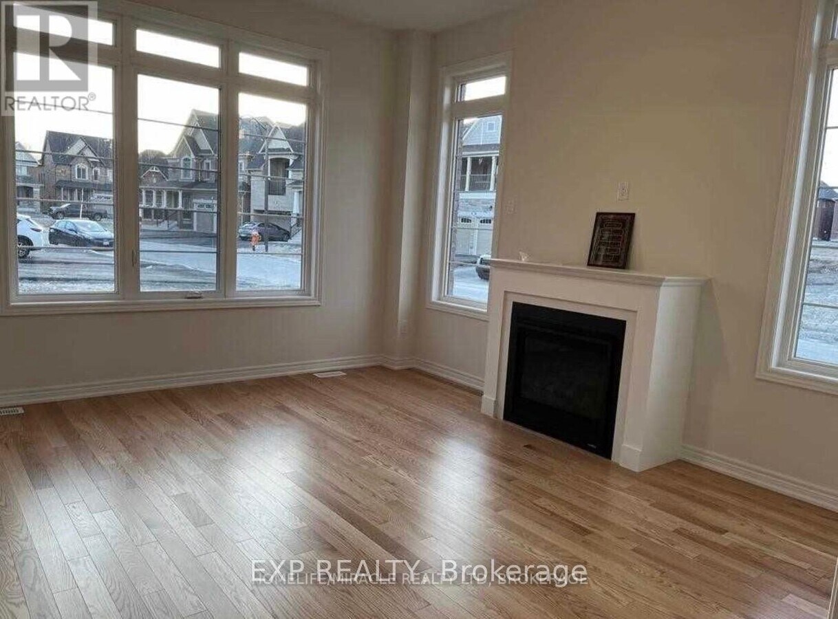 Photo - 2472 Kentucky Derby Way