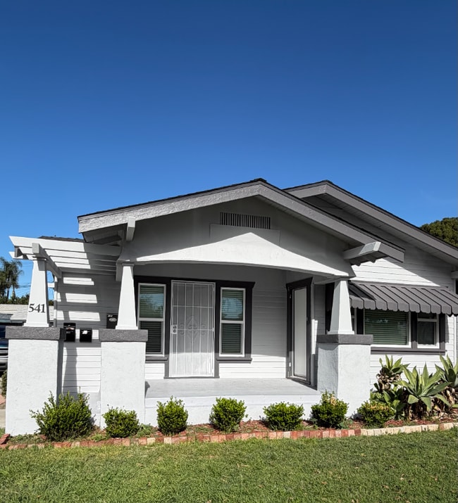 Building Photo - 541 W Commonwealth Ave