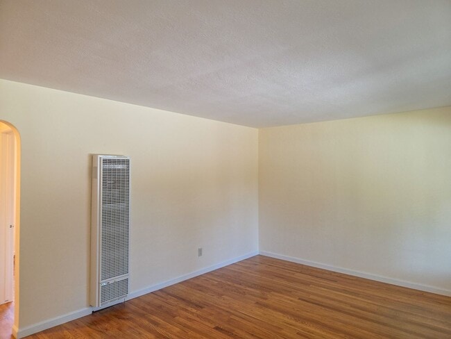 Photo - Sunnyvale Duplex Near Apple & Major Tech Campuses Unidad 1530