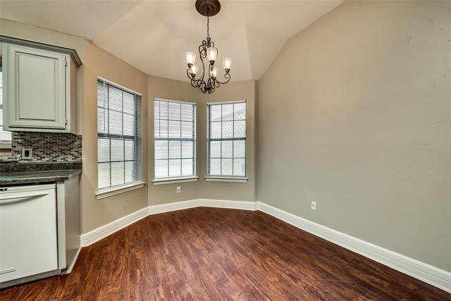 Photo - 728 Nicole Dr