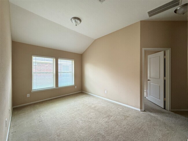 1711 Cadbury Castle Dr
