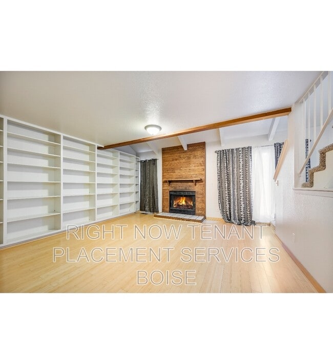 Photo - 1760 Woodbridge Ln Casa