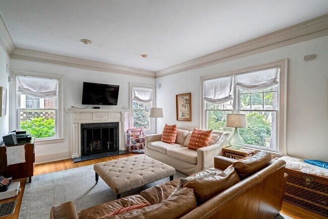 Photo - 2724 Atwood Rd NE