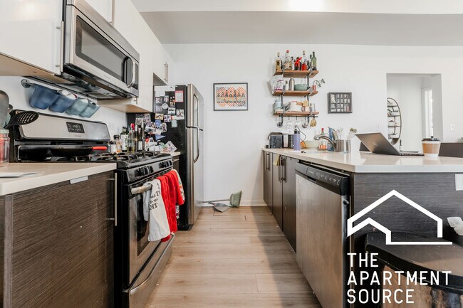 Photo - 2022 S Throop St Unit 4