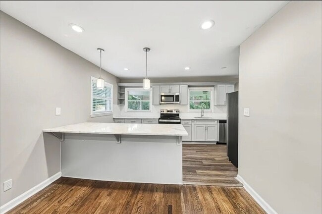 Photo - 1147 Longshore Dr