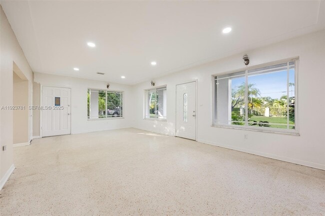 Photo - 9340 SW 174th St