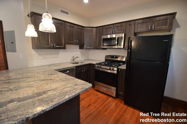 1736 Beacon St Unidad 2