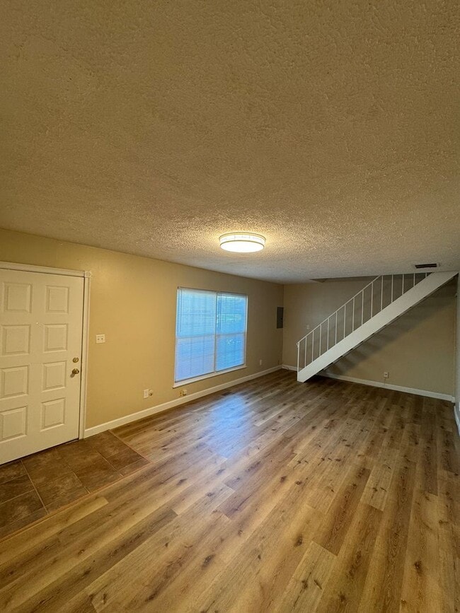 Photo - Pike Twp - 3 BR