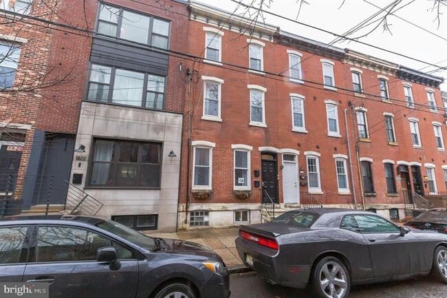 Building Photo - 1824 Catharine St Unit 1824 Catharine St.