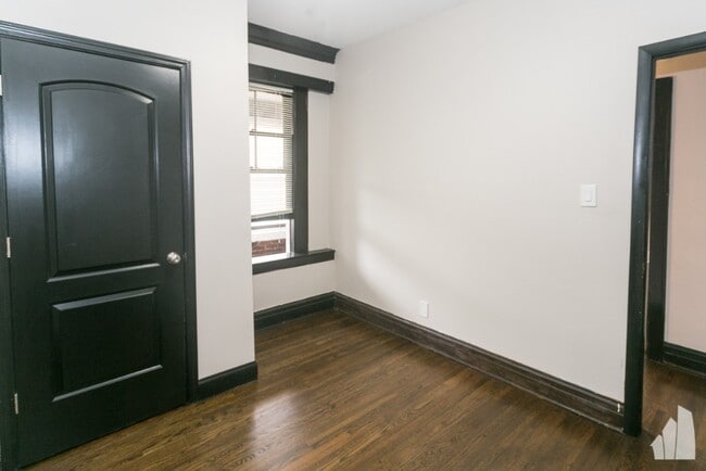 Photo - 3827 N Drake Ave Unit 3