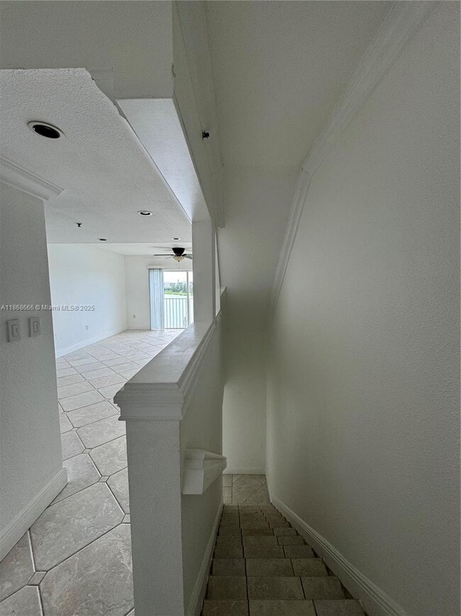 Photo - 154 Riviera Cir