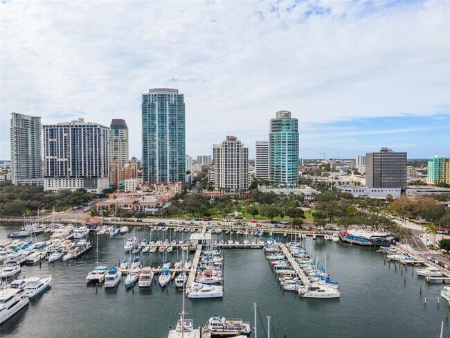 Photo - 100 Beach Dr NE Unidad 1501