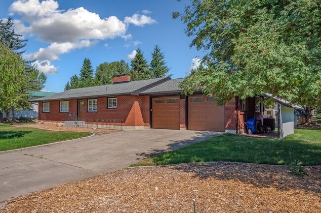 Fresh Remodel 5 bed 2.5 Bath by Avondale G... - Fresh Remodel 5 bed 2.5 Bath by Avondale G... Casa