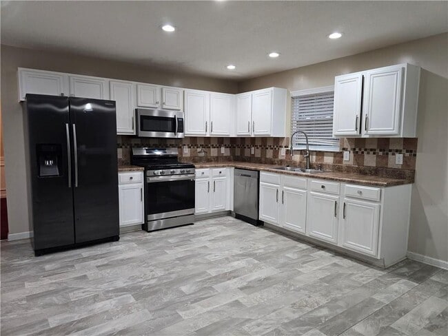 5195 Miller Woods Trail