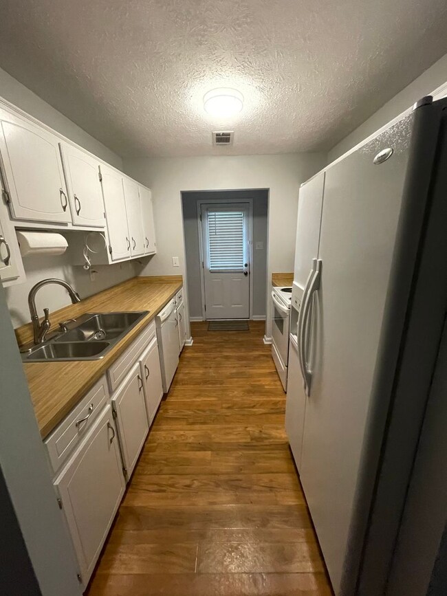 Photo - Country Living 3/2 in Wetumpka