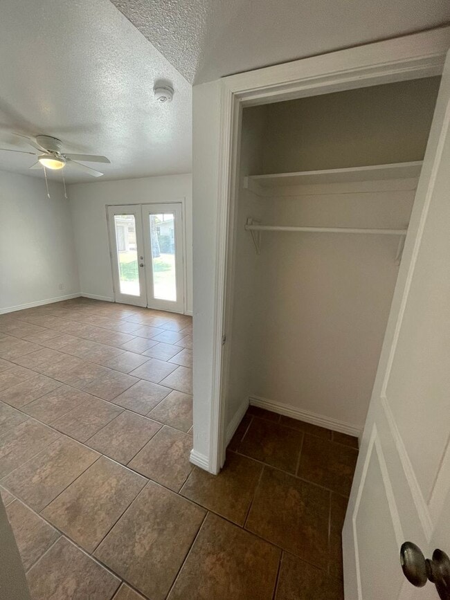 Photo - 3021 N 22nd St Unidad 02