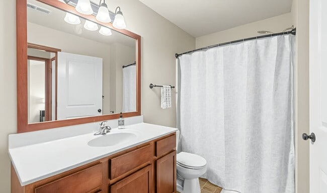Photo - 1795 Sara Ct