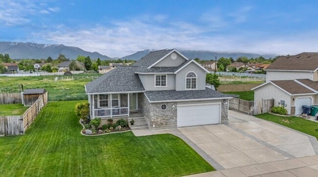 5572 4075 W St