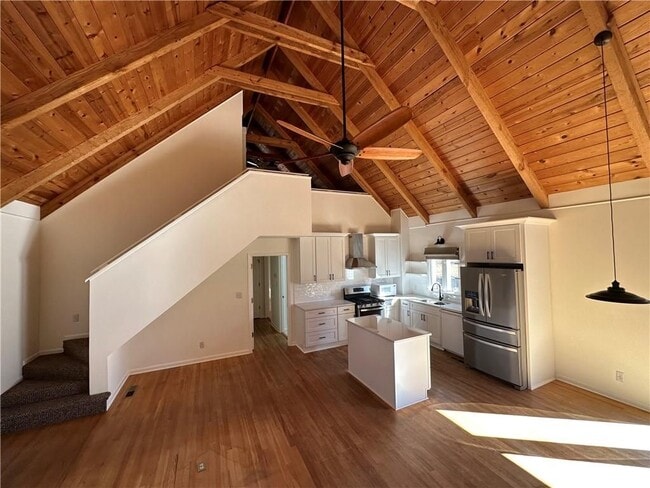 Photo - 3195 S Puckett Rd