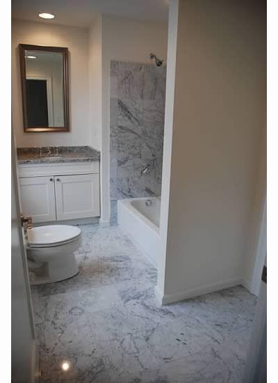 Bath - 1811 Chestnut St Unit 403