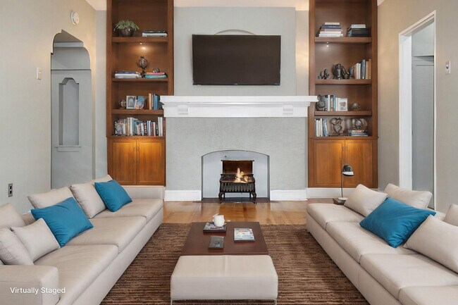 Photo - Montrose Manor