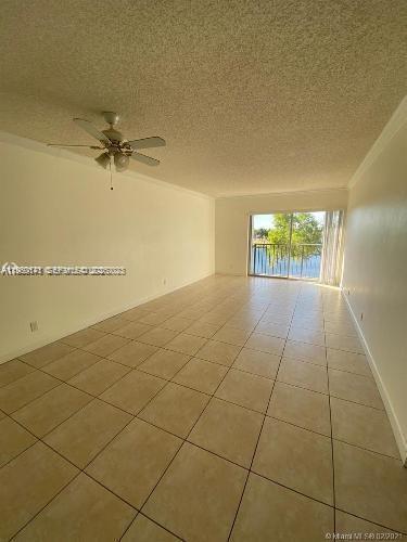 Photo - 8560 N Sherman Cir Unit 404