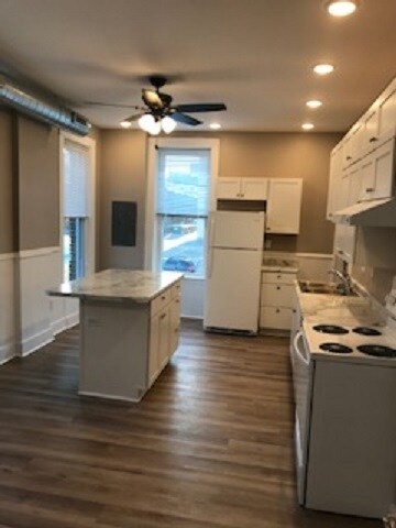 Photo - 985 White St Unit 1