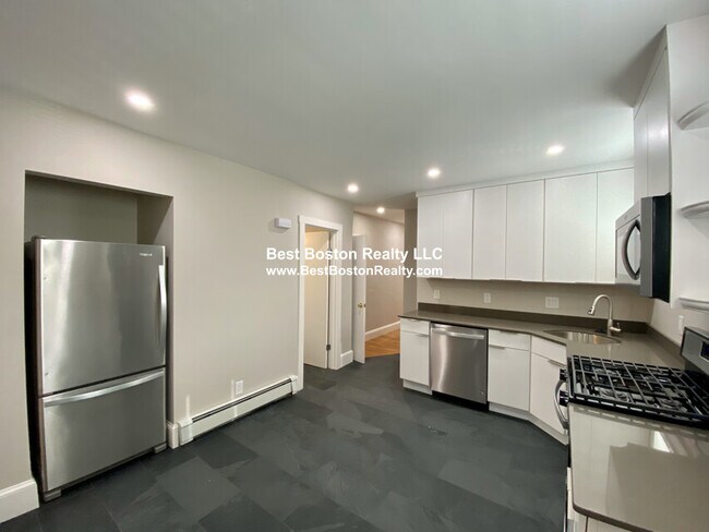 Photo - 23 Elmer St Unit 1