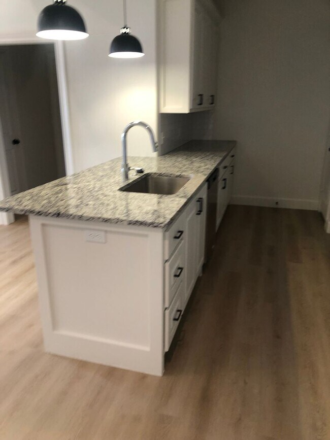 Photo - 7124 22nd St Unit B JKLM13