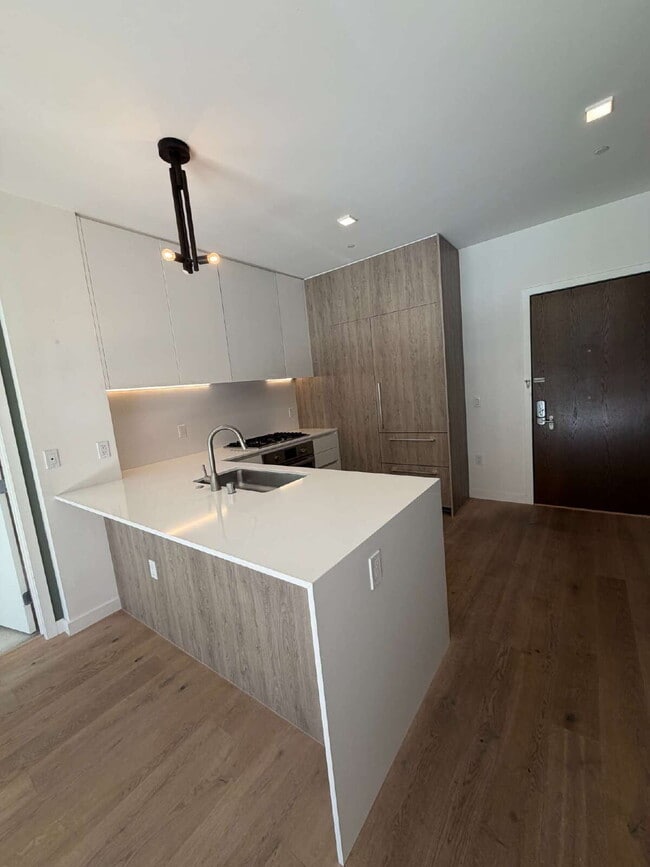 Photo - Luxurious Updated Condo in Dogpatch Unidad #111