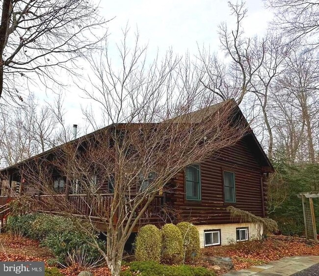 Photo - 18304 Hawkins Rd