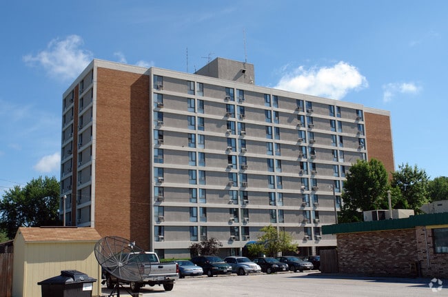 Ridgewood Towers