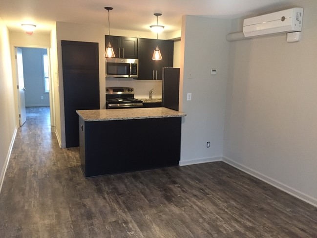 Highland Flats - Highland Flats Apartments