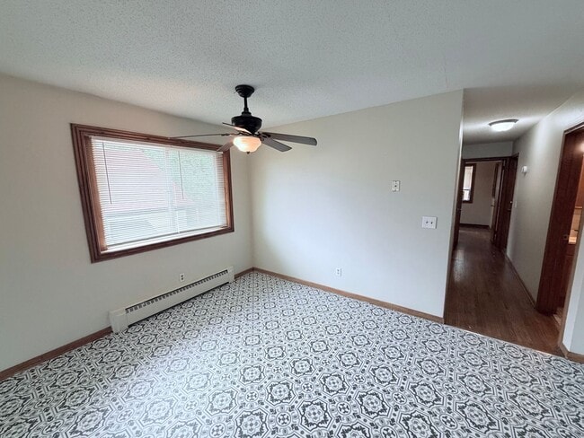 Photo - 606 NE 20th Ave