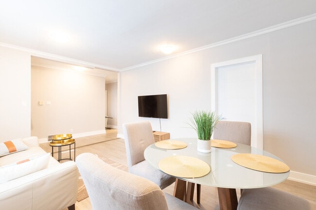 Photo - 477 Wilson Heights Blvd Unit SI ID1597518P