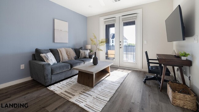 Building Photo - 210 Nottingham Ln