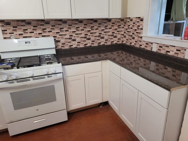 Photo - 222 Davis St Unit 2nd floor