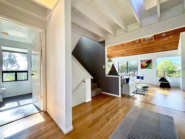 Photo - 4328 Proctor Pl