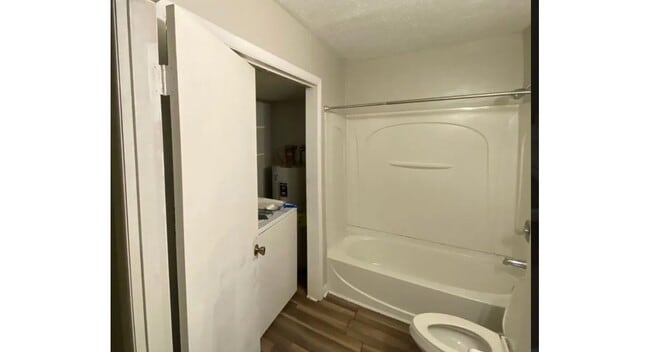 Photo - 103 Apache Dr