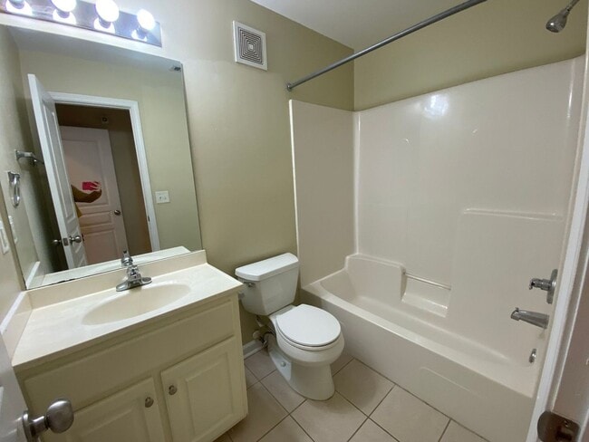 Photo - LEASING FOR IMMEDIATE MOVE IN!