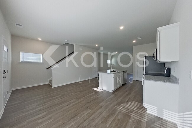 Photo - 2441 Banyan Cir