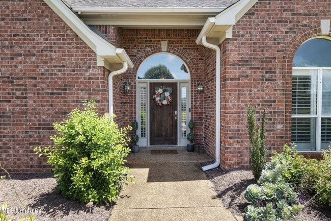 Photo - Available now! Beautiful Corner lot! 4 Bedrooms, Olive Branch schools!