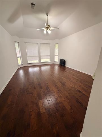 Photo - 2101 Meredith Ln